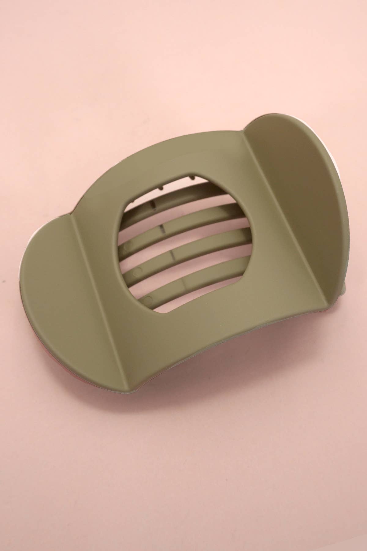Lay Flat Claw Clip